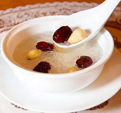 nuoc yen sao giup be chong khoi benh soi 3