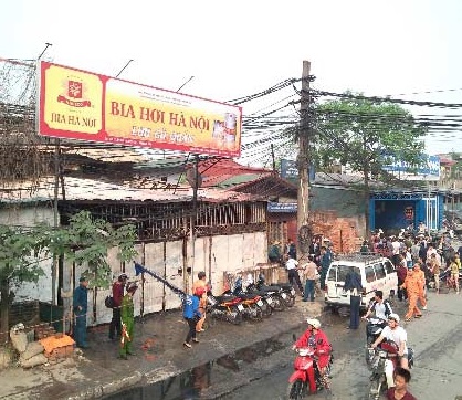 cua hang yen sao ha noi tren pho tan ap