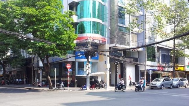 cua hang yen sao ha noi tren pho truong dinh